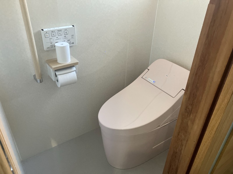 笠岡市（M様邸）トイレ改装、合併浄化槽設置工事　R6.2.13